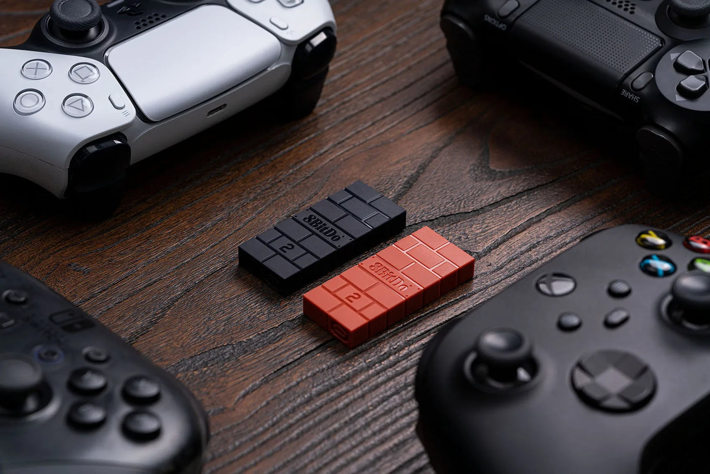 Adaptador Inalámbrico 8BitDo USB Adapter 2 para Nintendo Switch, Switch 2, PC, Playstation, XBOX Color Negro